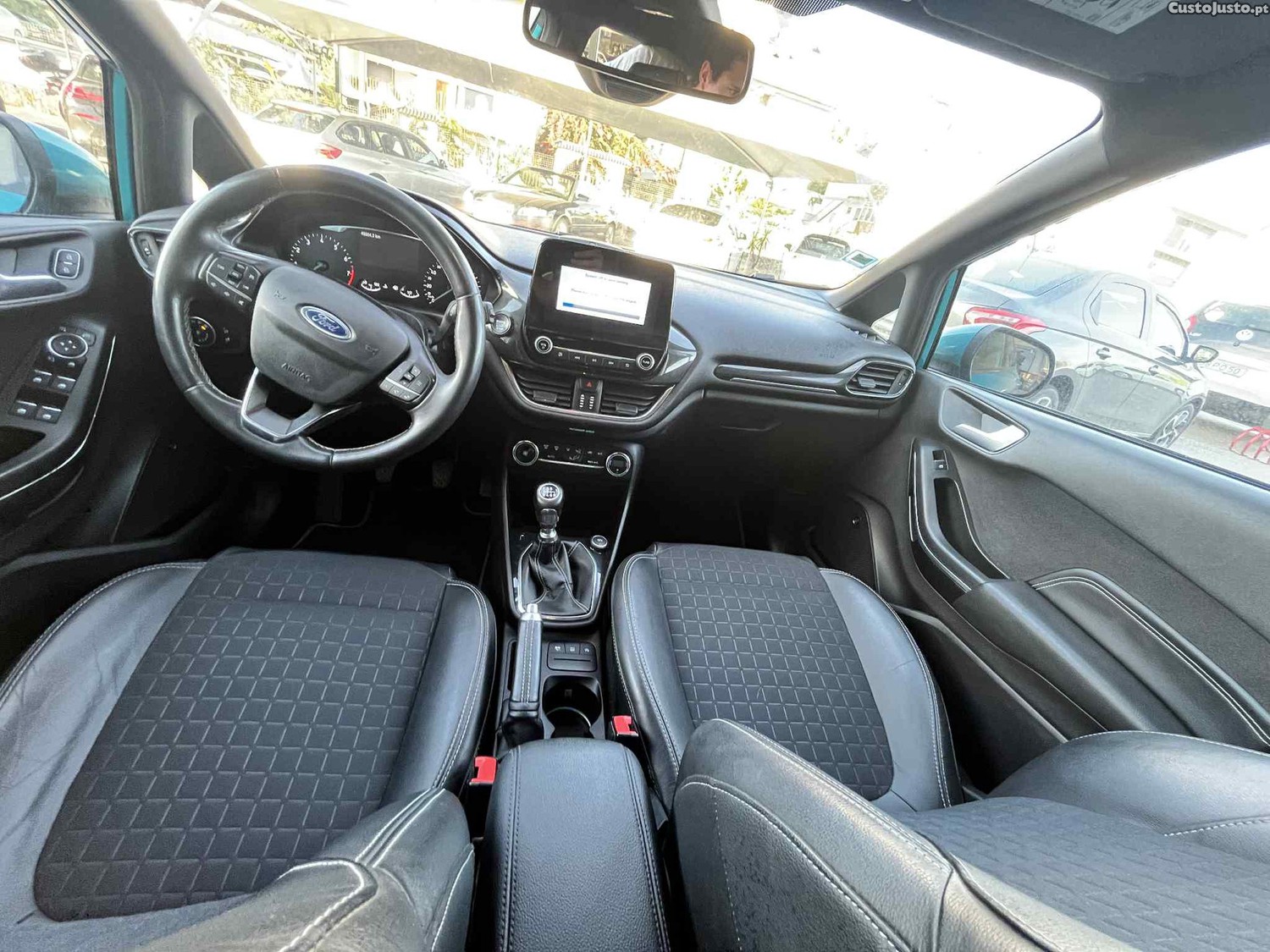 Ford Fiesta 1.0 EcoBoost Active X — fotografia 7
