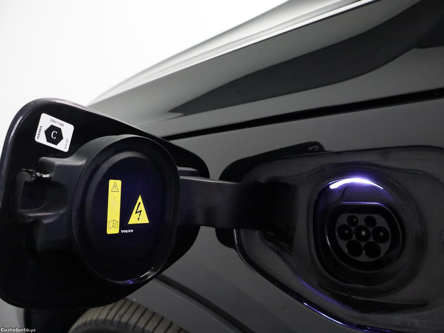 Volvo XC 40 1.5 T4 PHEV Core — fotografia 4
