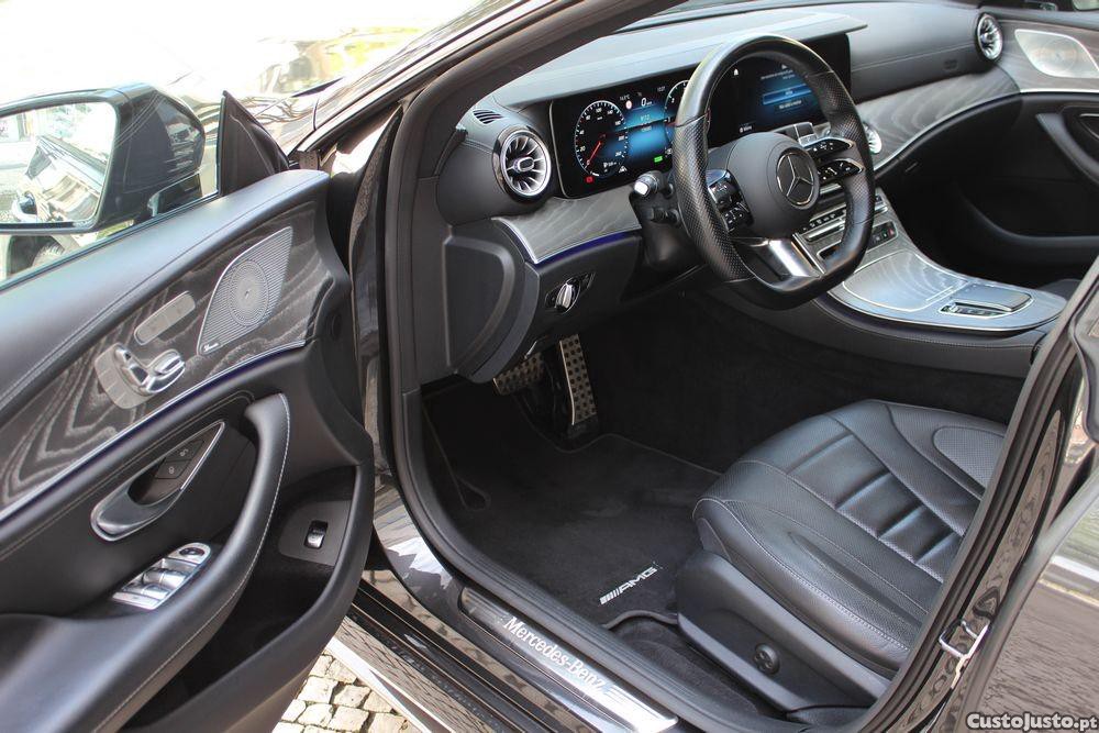 Mercedes-Benz CLS 300 d 4Matic — fotografia 4
