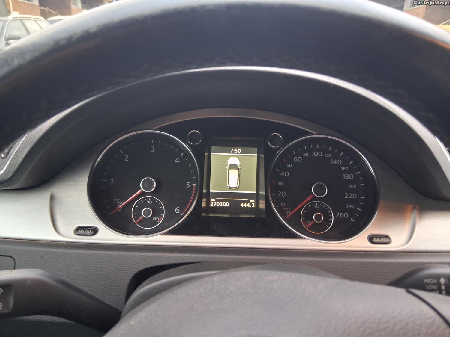 Volkswagen Passat Variant 2.0 TDI — fotografia 2