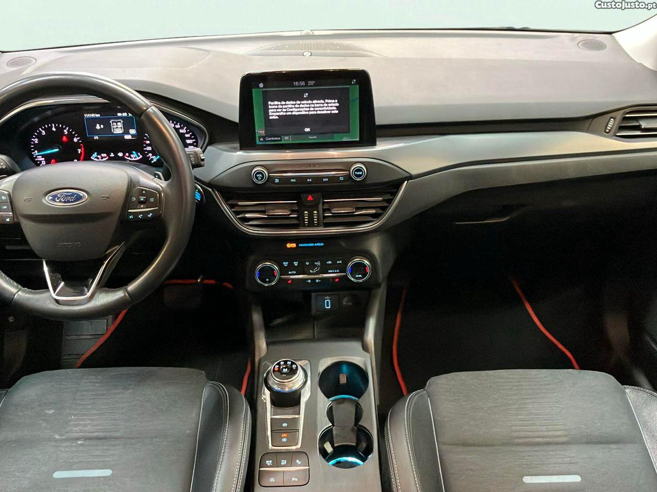 Ford Focus 1.0 EcoBoost Active X Aut. — fotografia 14