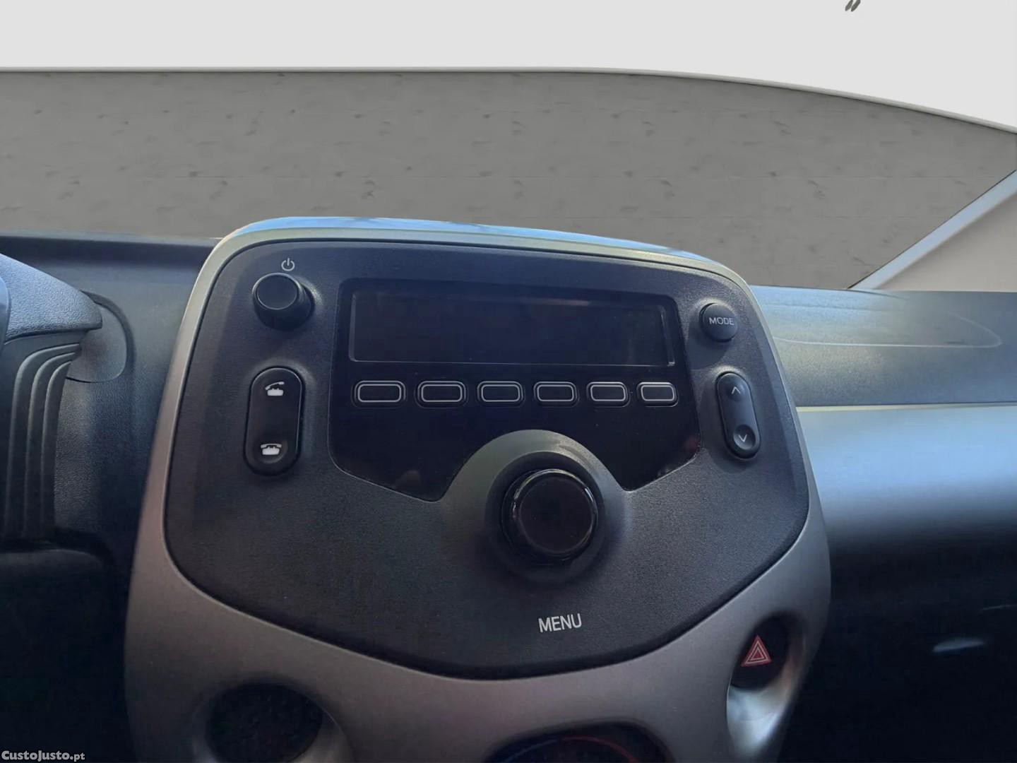 Peugeot 108 Outro — fotografia 9