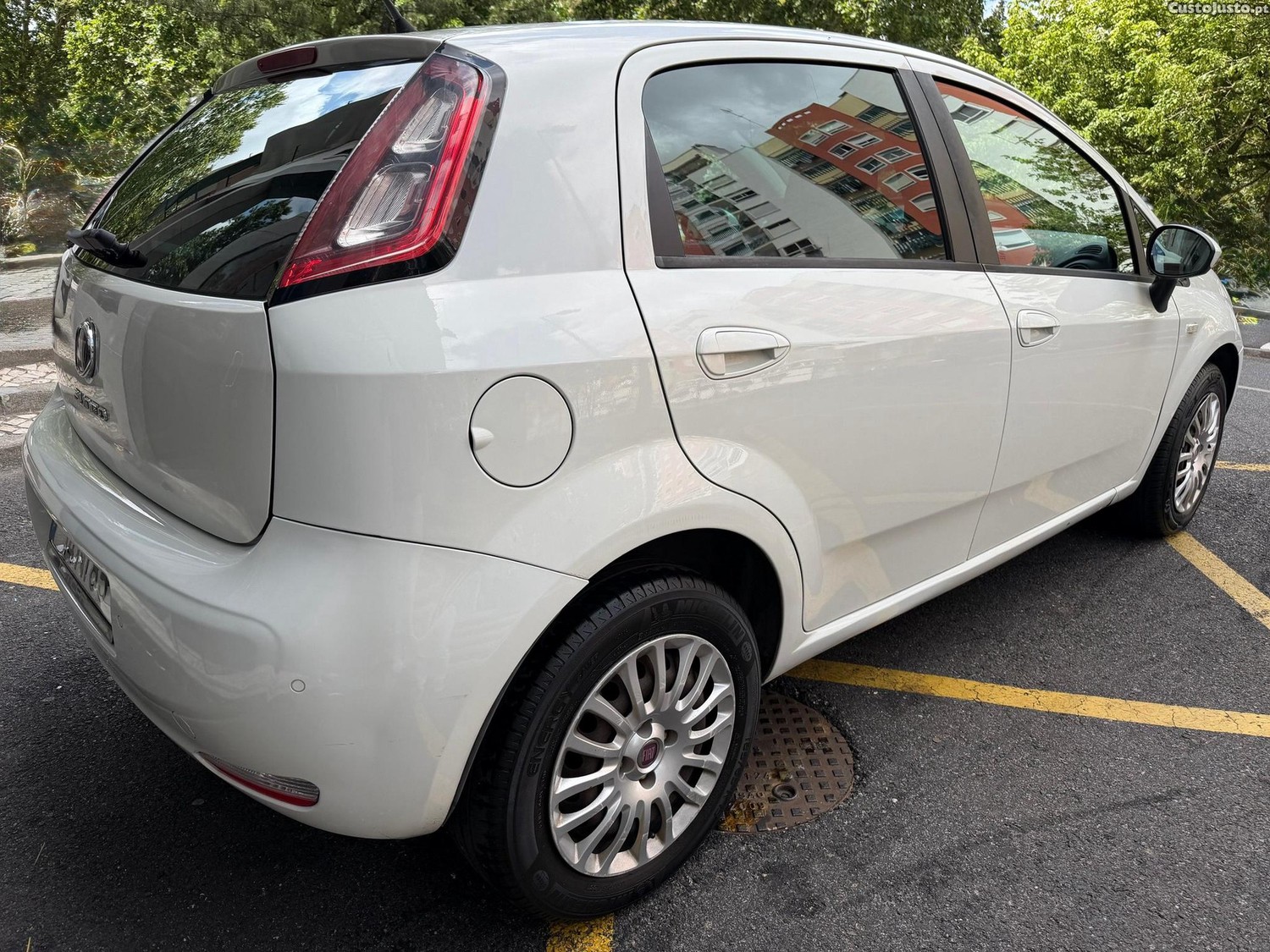 Fiat Punto 1.3 M-jet 4Fleet Start&Stop — fotografia 12
