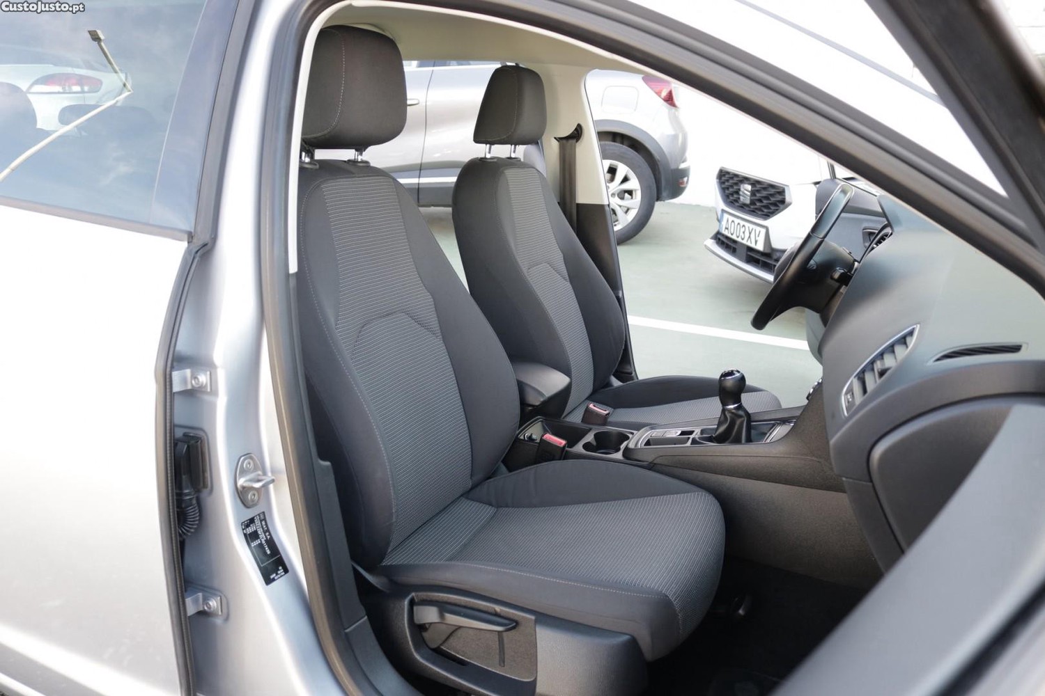 SEAT Leon ST 1.0 TSI Style 115cv — fotografia 38