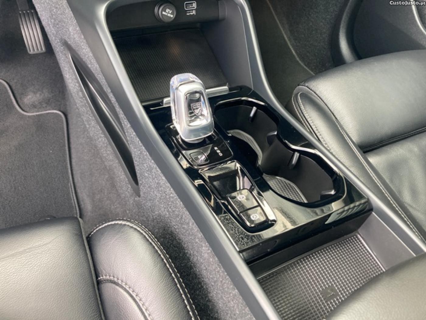 Volvo XC 40 T5 Recharge DKG Insc — fotografia 6