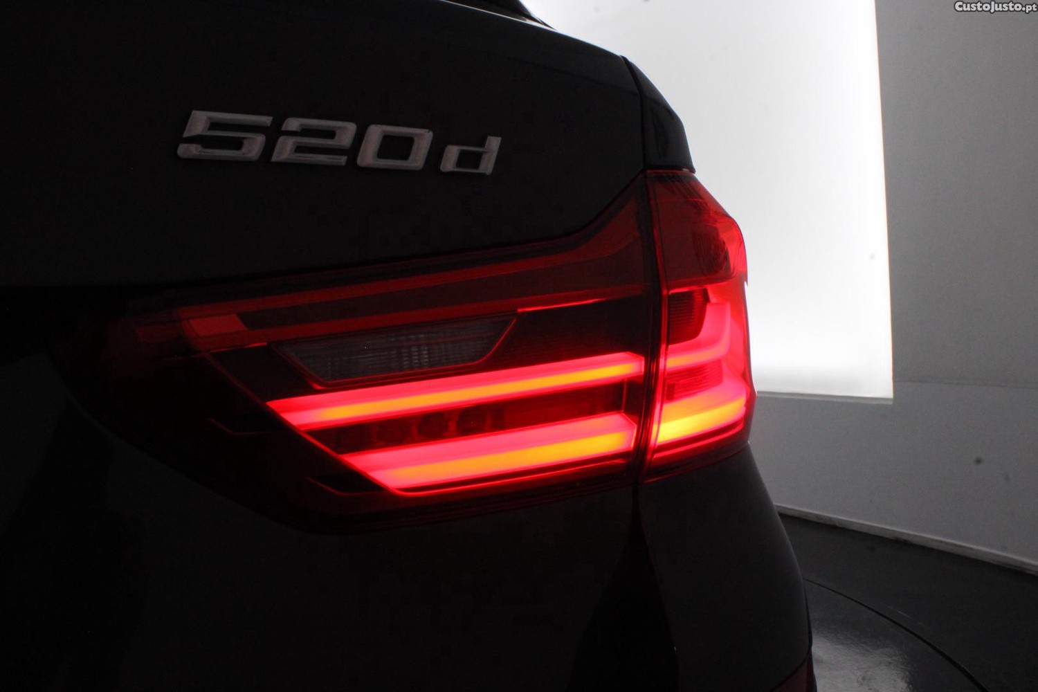 BMW 520 D AUTO — fotografia 2