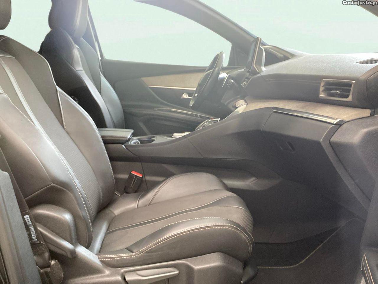 Peugeot 5008 1.5 BlueHDi GT Line — fotografia 7