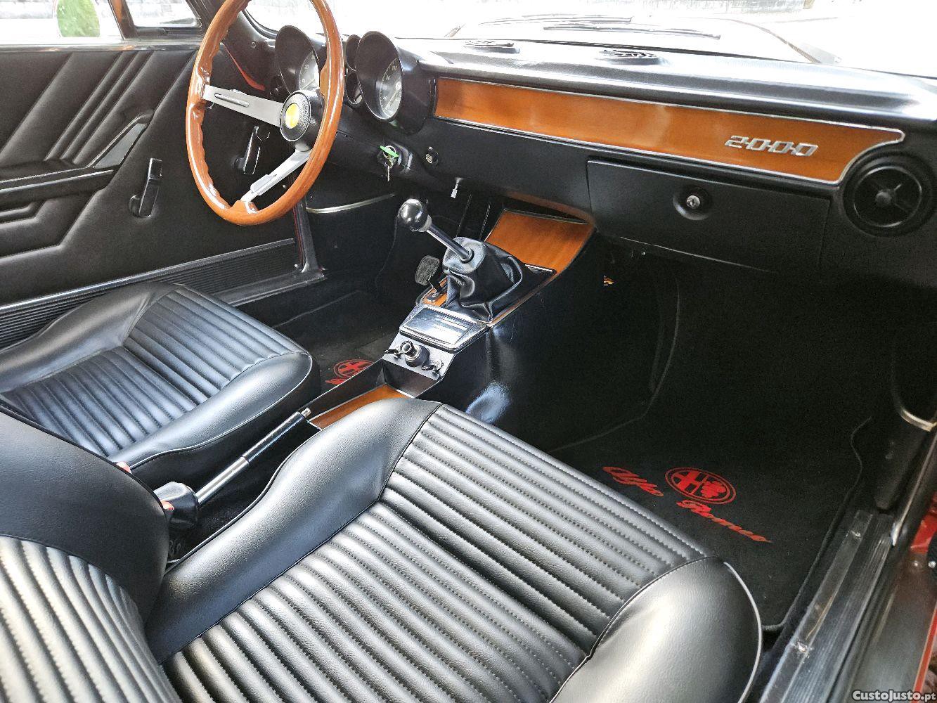 Alfa Romeo GTV 2000 Bertone — fotografia 2