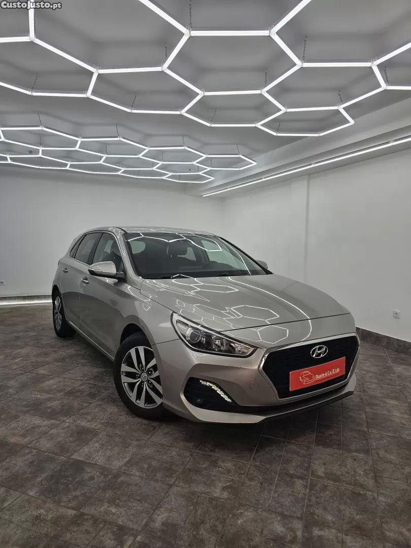 Hyundai i30 1.0 t-gdi style — fotografia 9