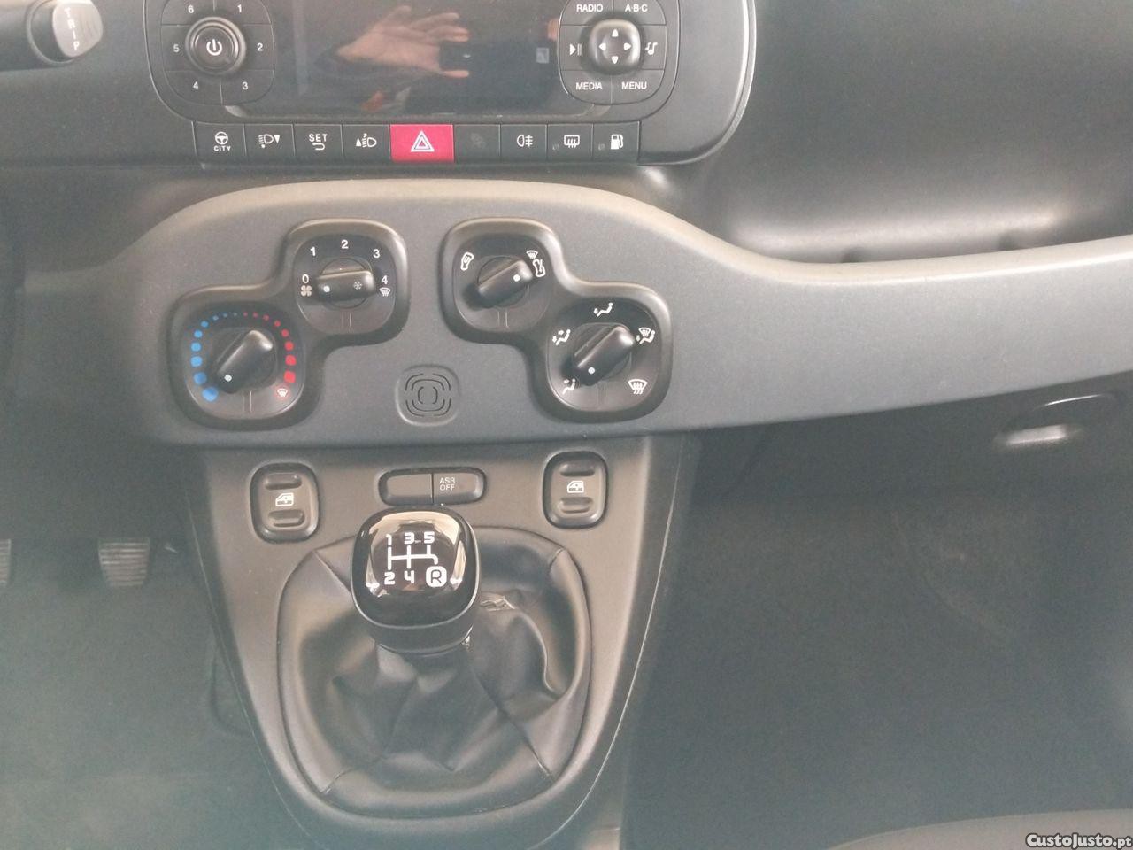 Fiat Panda 1.2 Lounge — fotografia 10