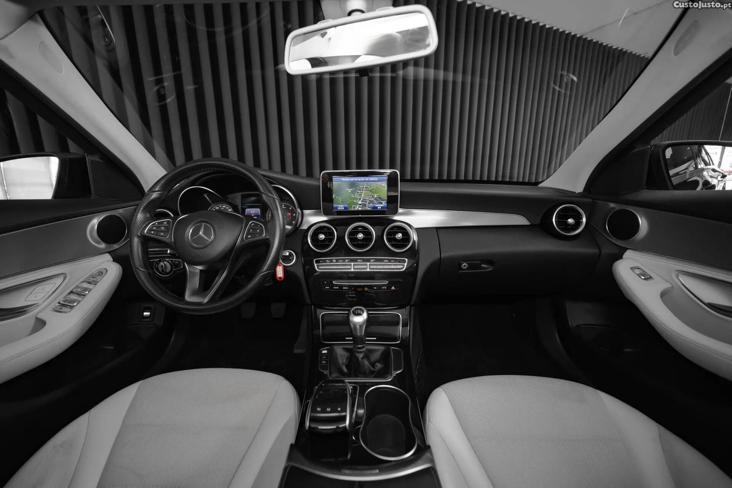Mercedes-Benz C 180 BlueTEC — fotografia 15