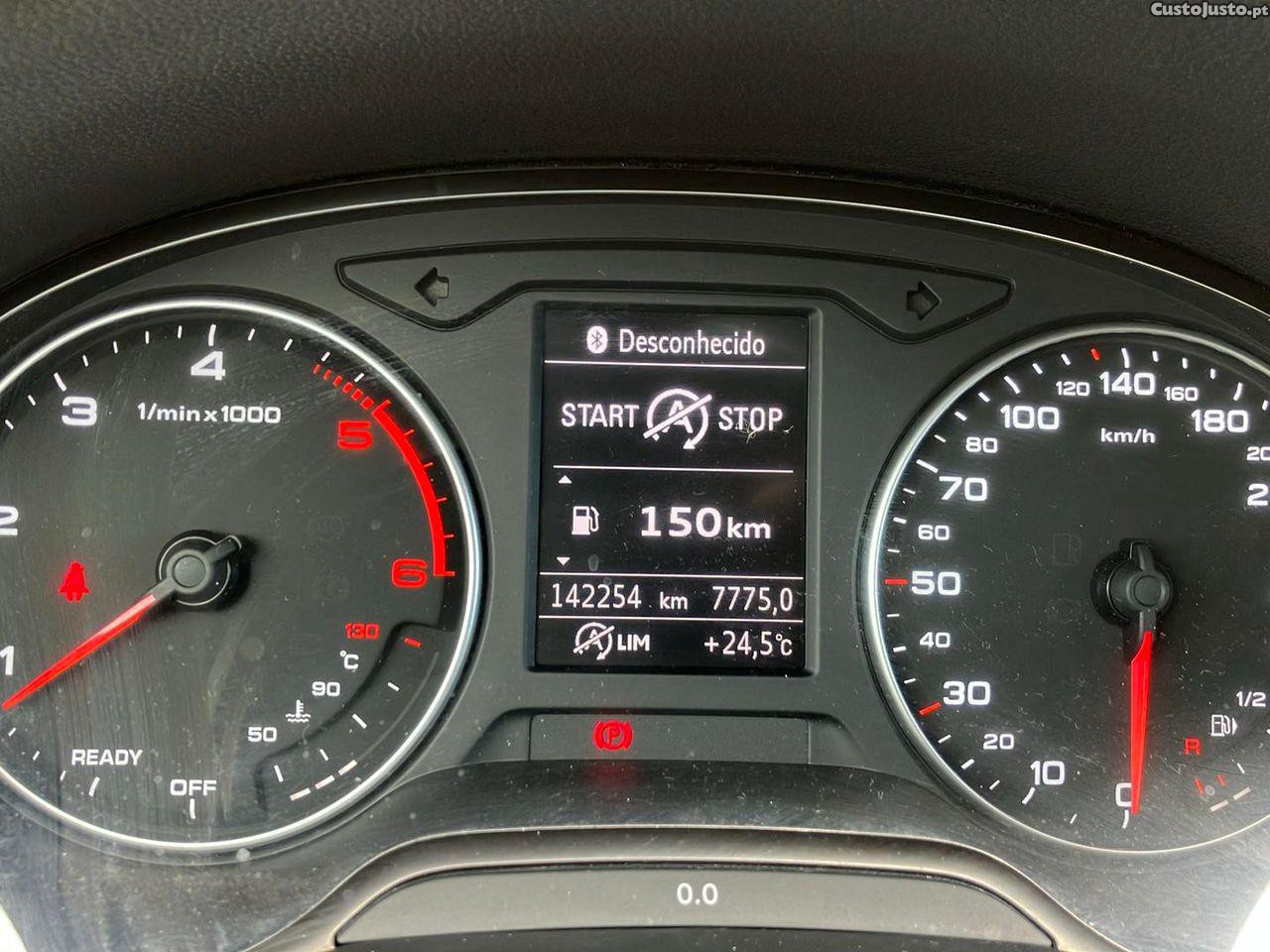 Audi Q2 30 TDI — fotografia 8