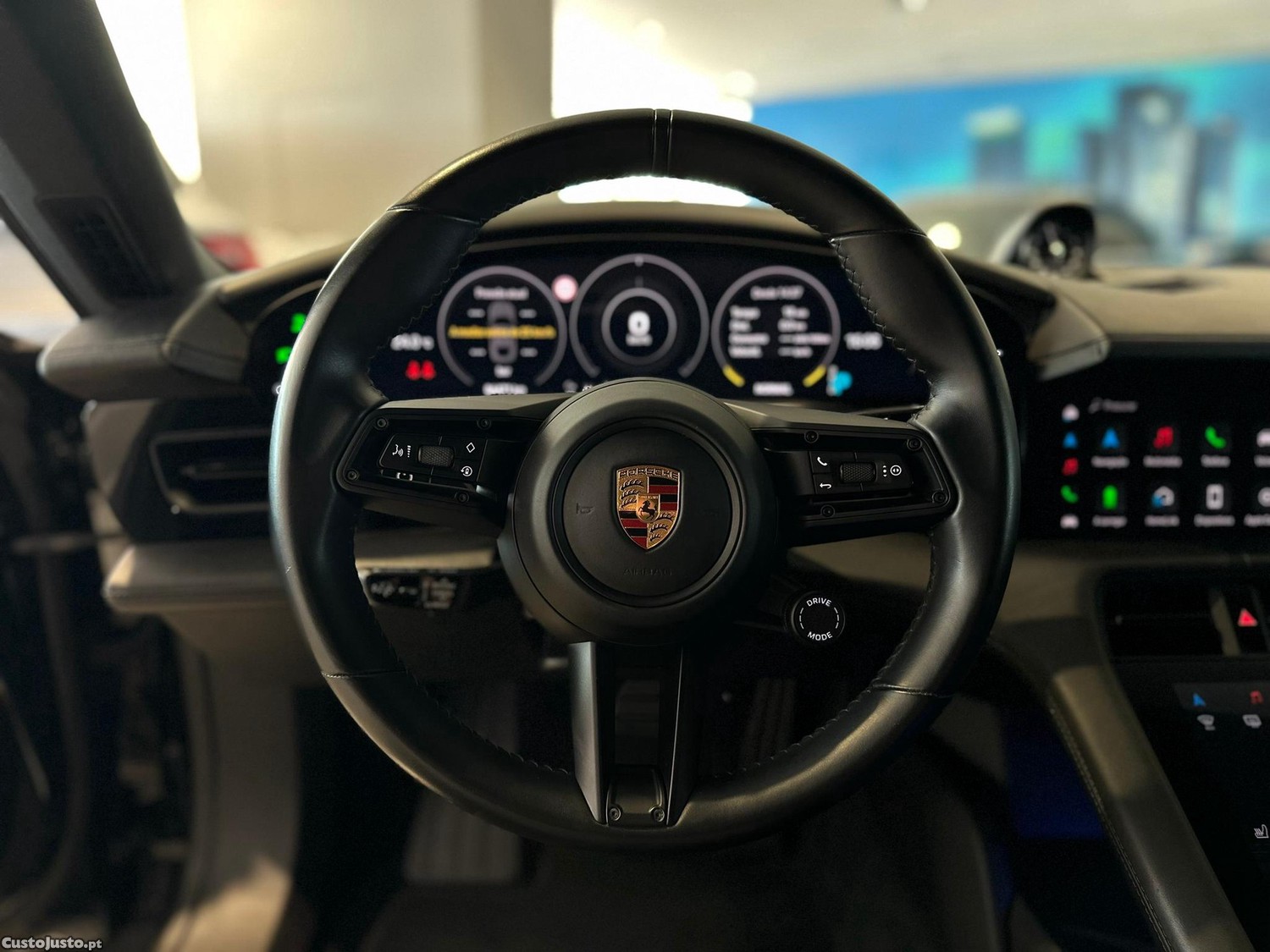 Porsche Taycan 4S — fotografia 11
