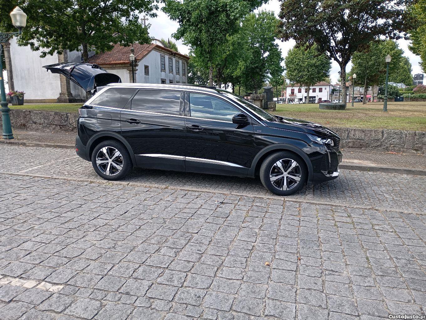 Peugeot 5008 GT. / teto panorâmico — fotografia 9