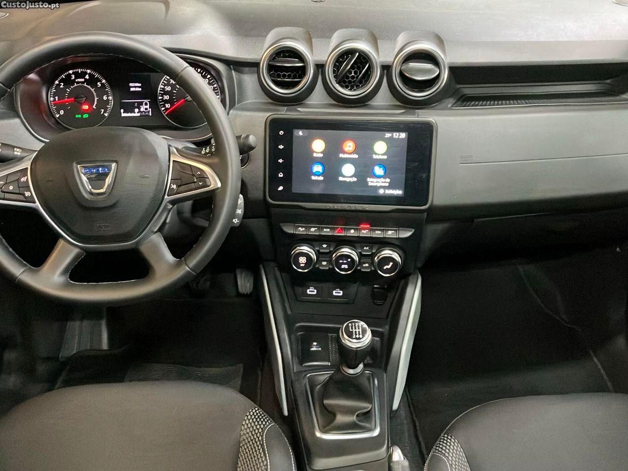 Dacia Duster 1.3 TCe Prestige — fotografia 12
