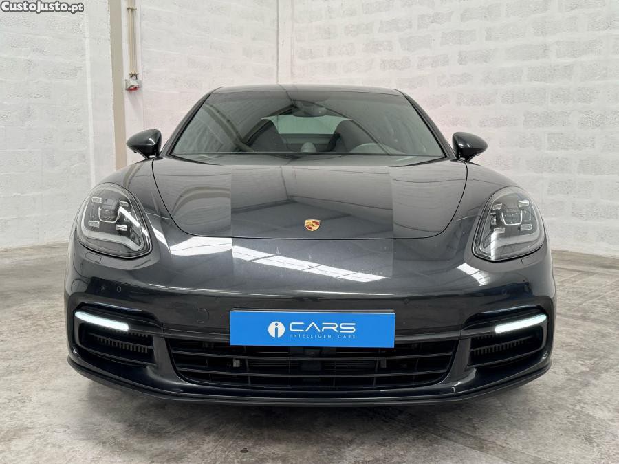 Porsche Panamera 4 E-Hybrid — fotografia 18