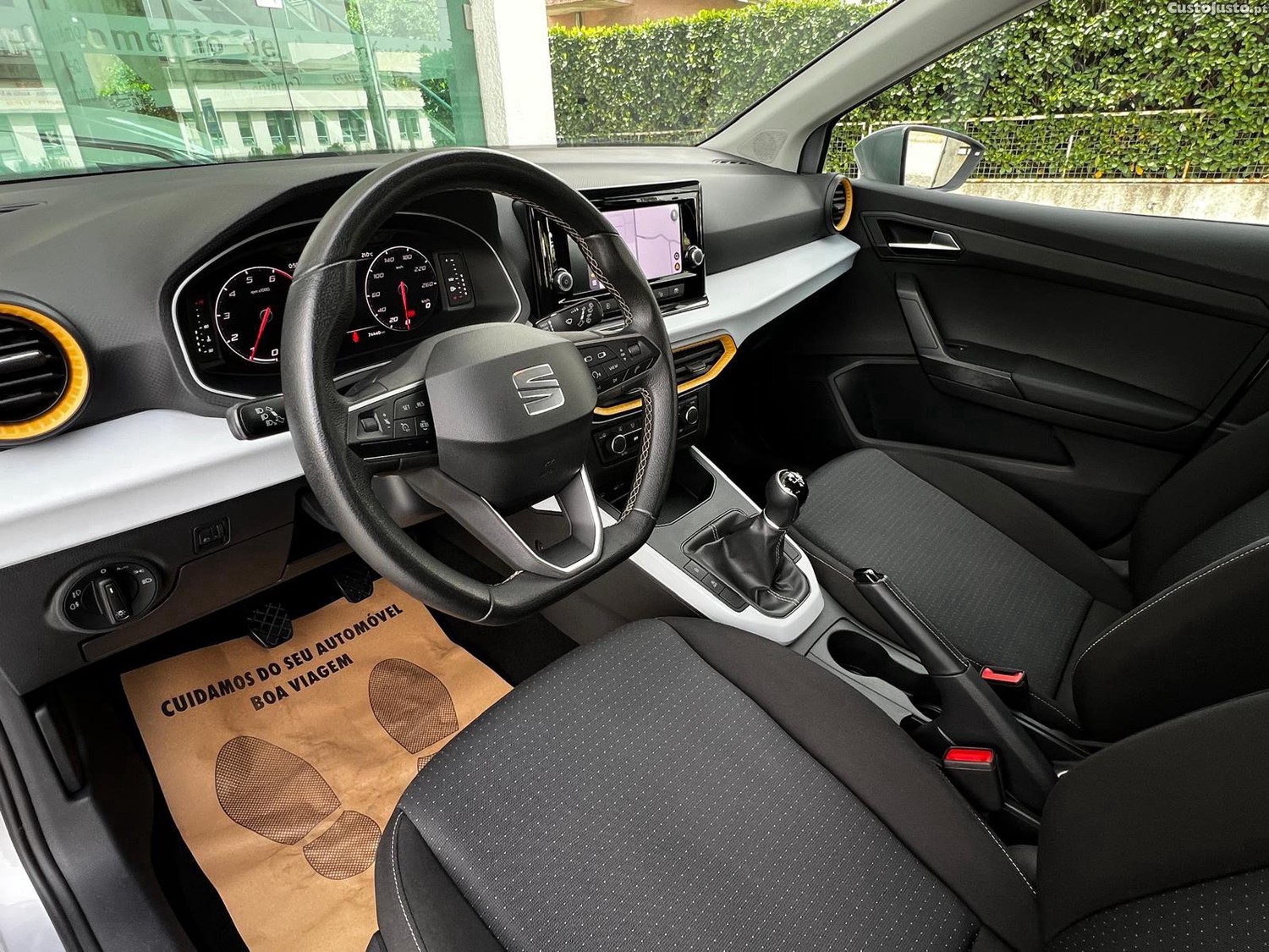 SEAT Arona 1.0 TSI Style — fotografia 15
