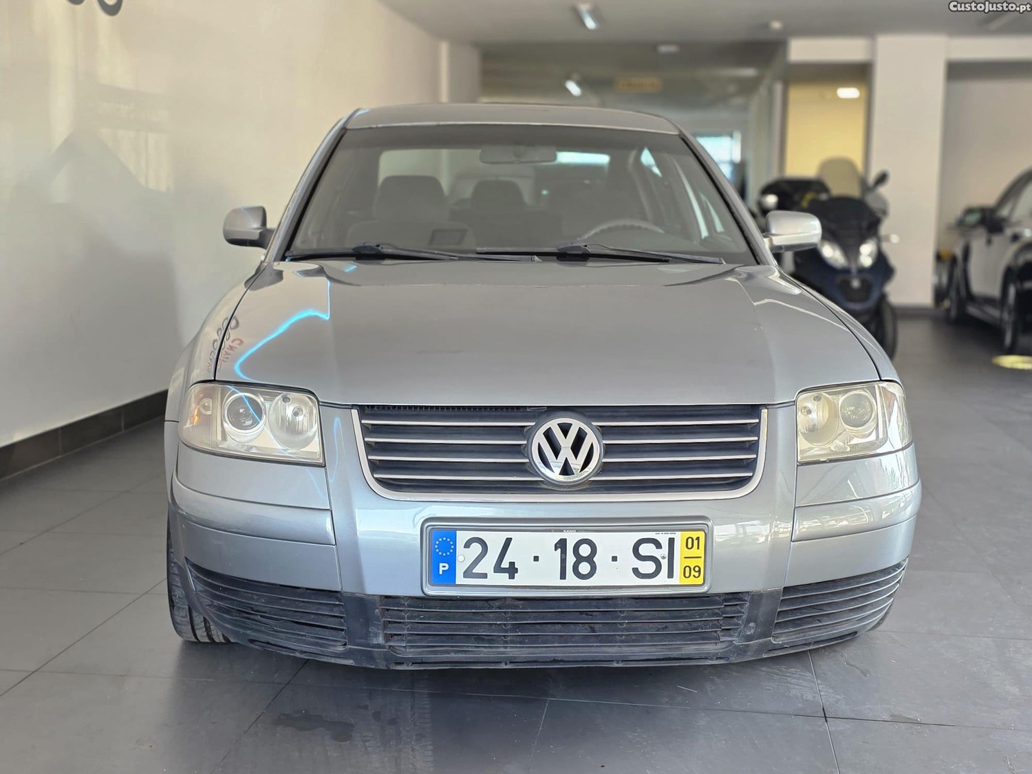 Volkswagen Passat (3Bg) — fotografia 8