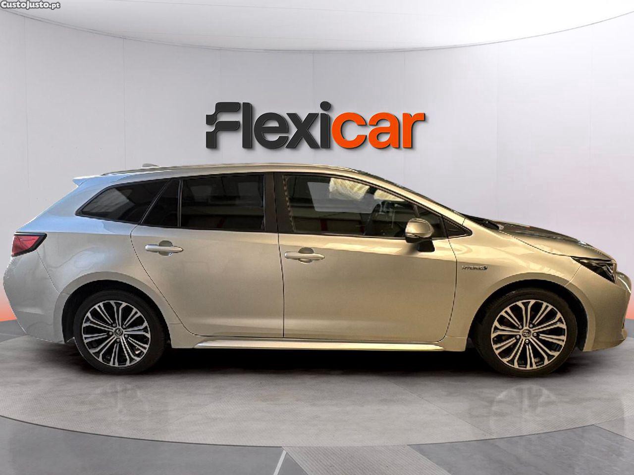 Toyota Corolla Touring Sports 1.8 Hybrid Comfort — fotografia 9