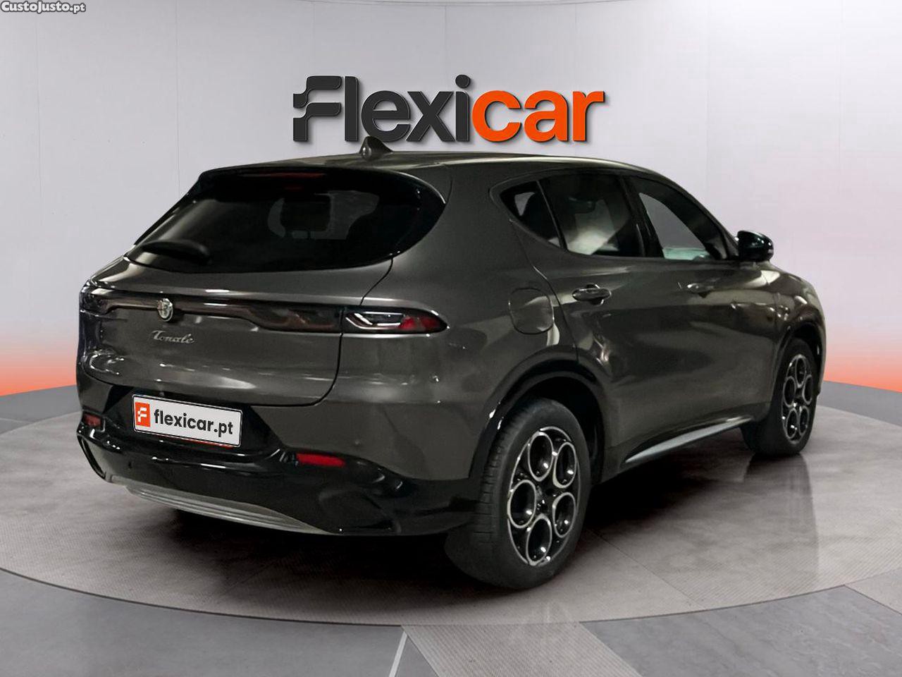 Alfa Romeo Tonale 1.3 Plug-In Hybrid TI e-AWD - 23 foto 4