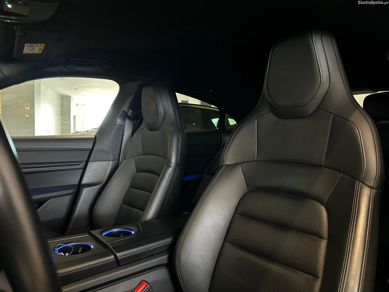 Porsche Taycan 4S — fotografia 15