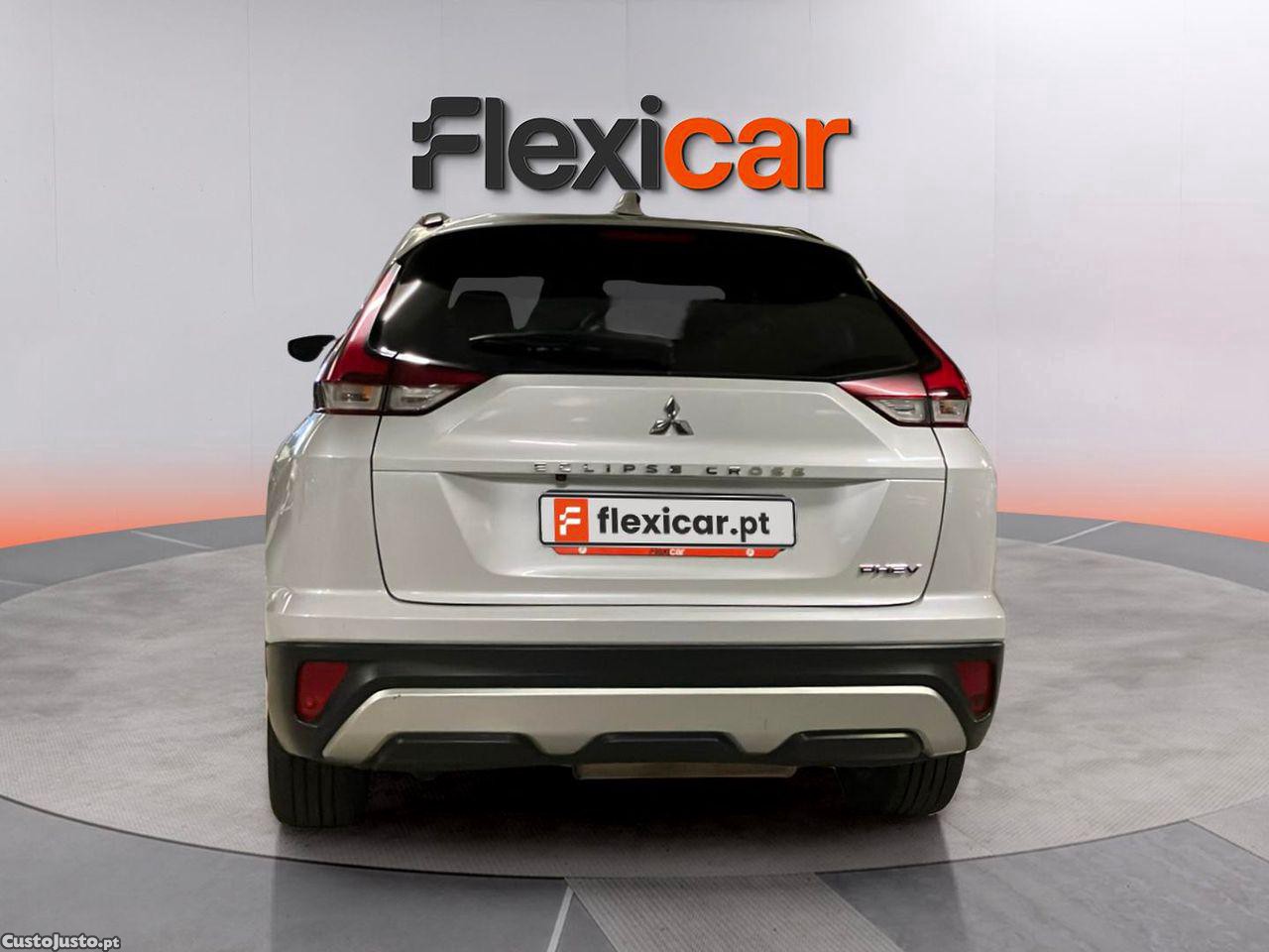 Mitsubishi Eclipse Cross 2.4 PHEV eMotion — fotografia 15