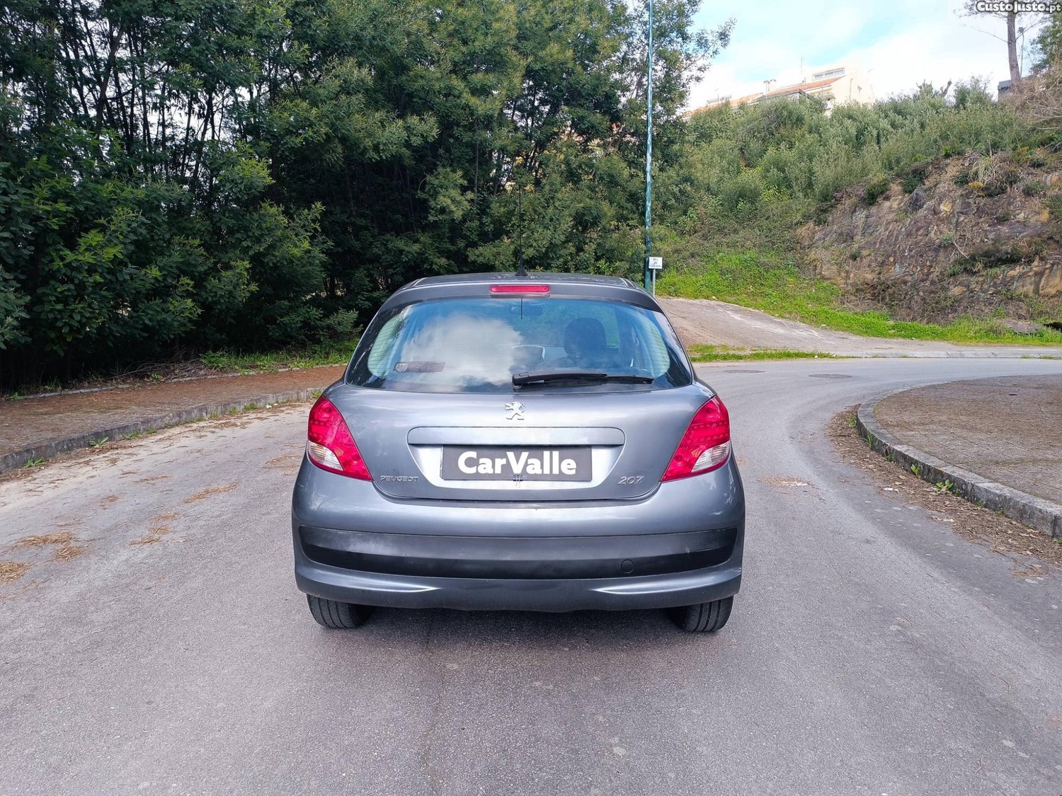 Peugeot 207 1.4 VTI — fotografia 12