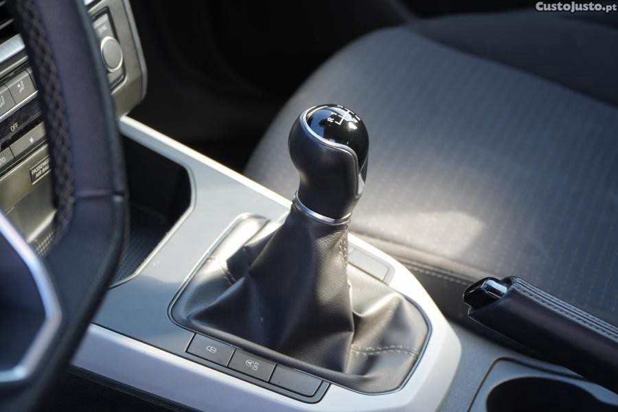 SEAT Arona 1.0 TSI Style — fotografia 9