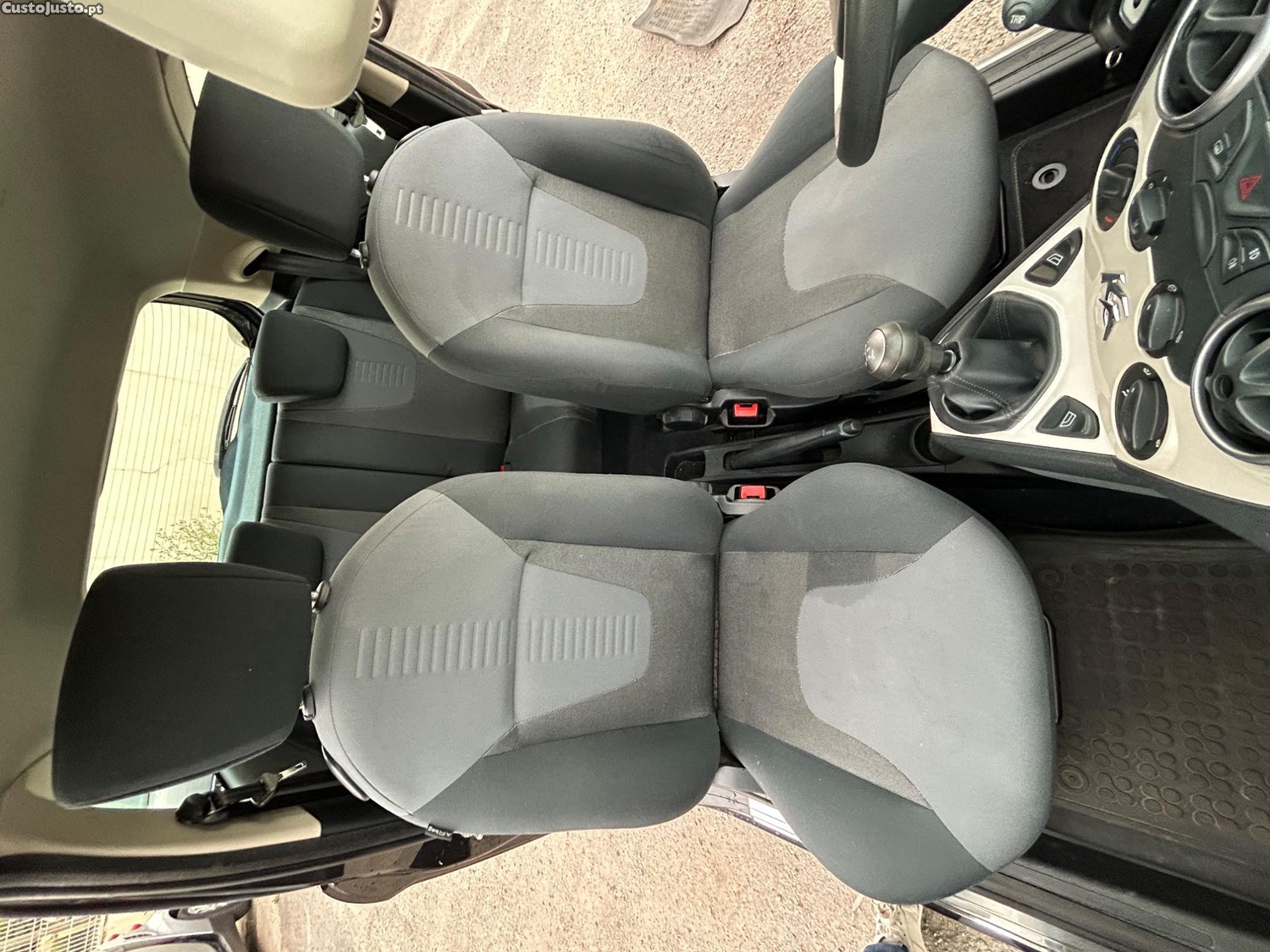 Ford KA Titanium — fotografia 5