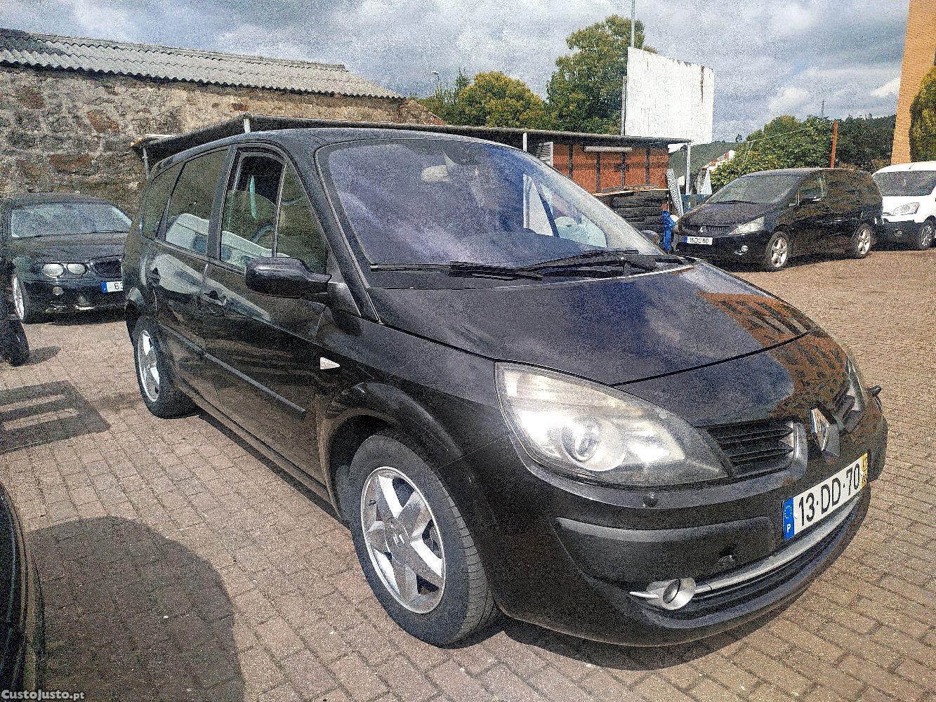 Renault Grand Scénic 1.5 dci de 7 lugares — fotografia 7