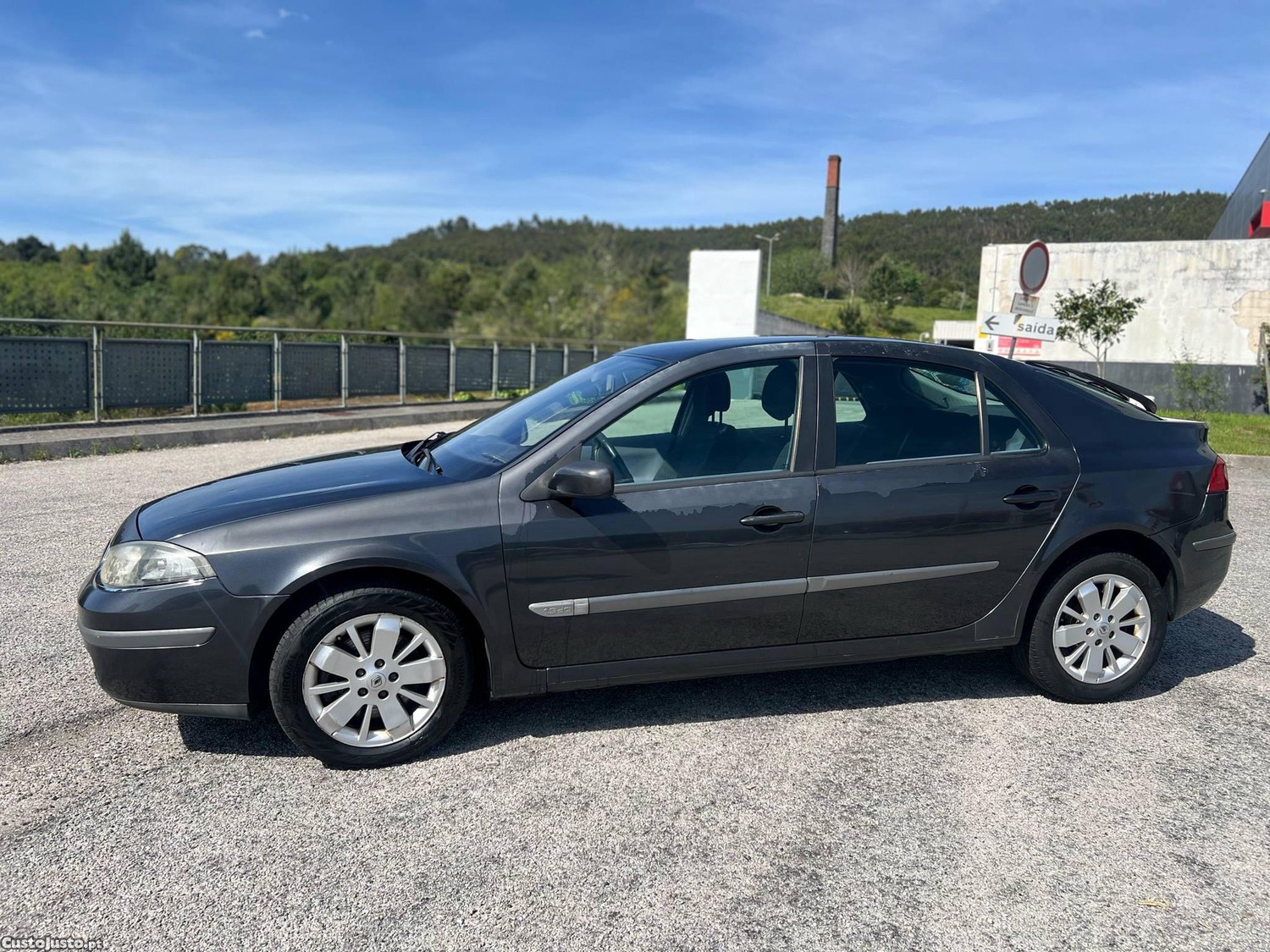 Renault Laguna 1.9 DCI — fotografia 7