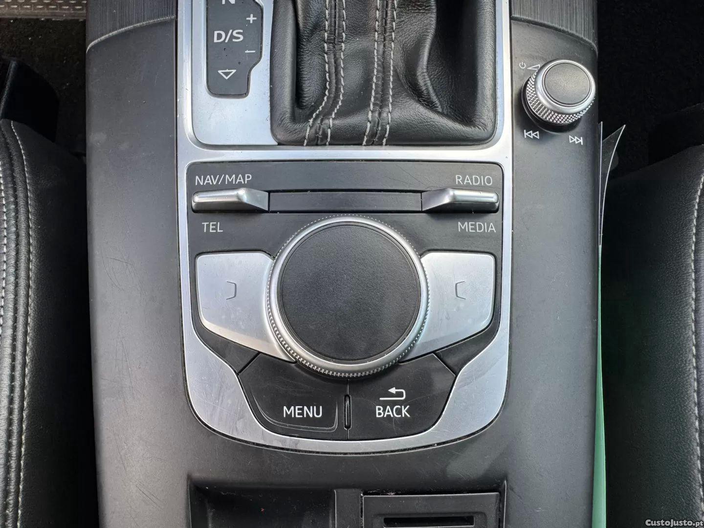 Audi A3 1.6 tdi s-line s tronic — fotografia 8