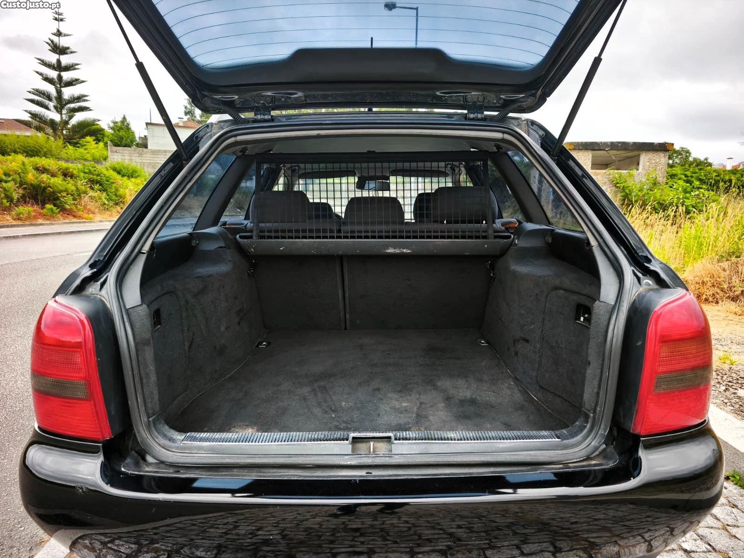 Audi A4 1.9 TDI 110cvs SPORT — fotografia 5