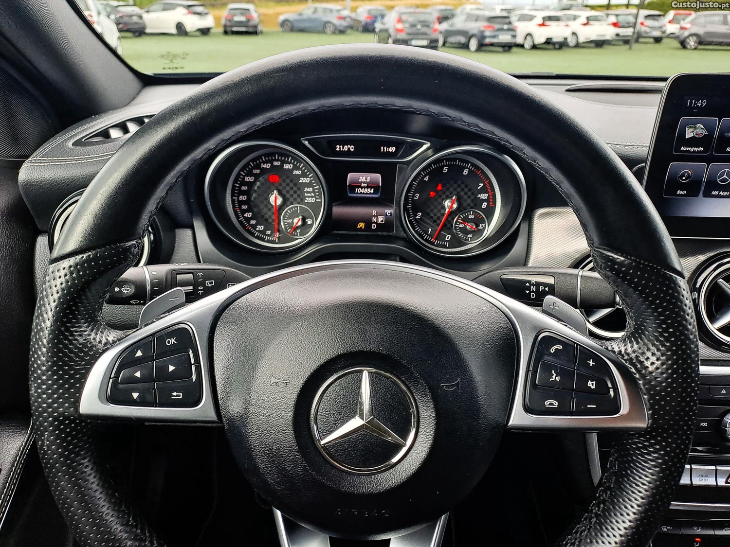 Mercedes-Benz A 200 7G-DCT "EDITION NURBURGRING" 1.6T 156CV GASOLINA 2018 — fotografia 12