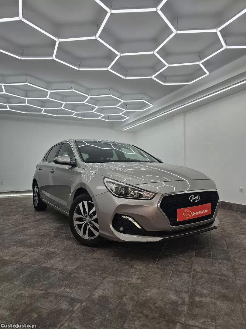 Hyundai i30 1.0 t-gdi style — fotografia 8