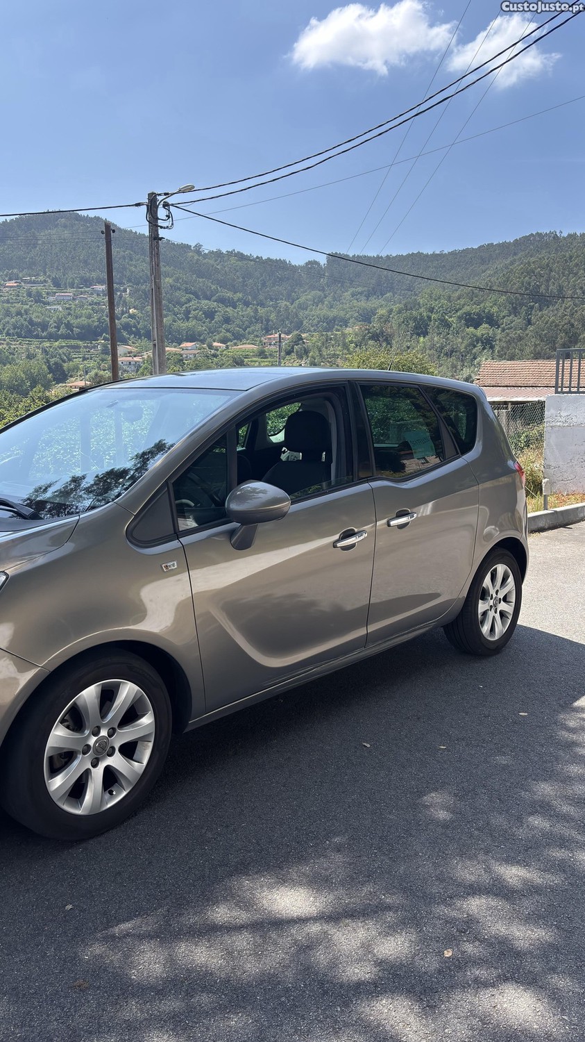 Opel Meriva 1.3 cdti — fotografia 11
