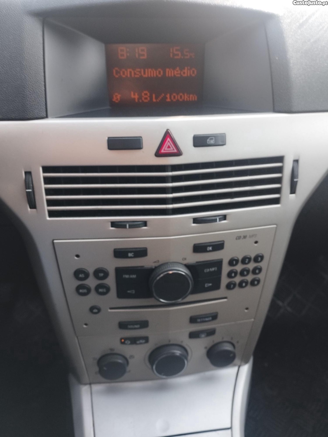 Opel Astra cosmos — fotografia 5