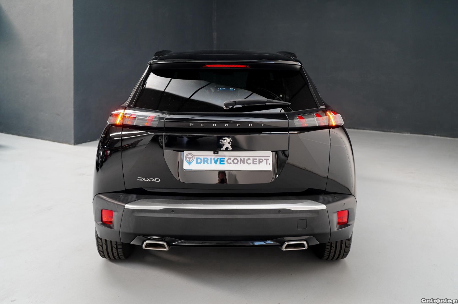 Peugeot 2008 1.2 PureTech Allure Auto. — fotografia 12