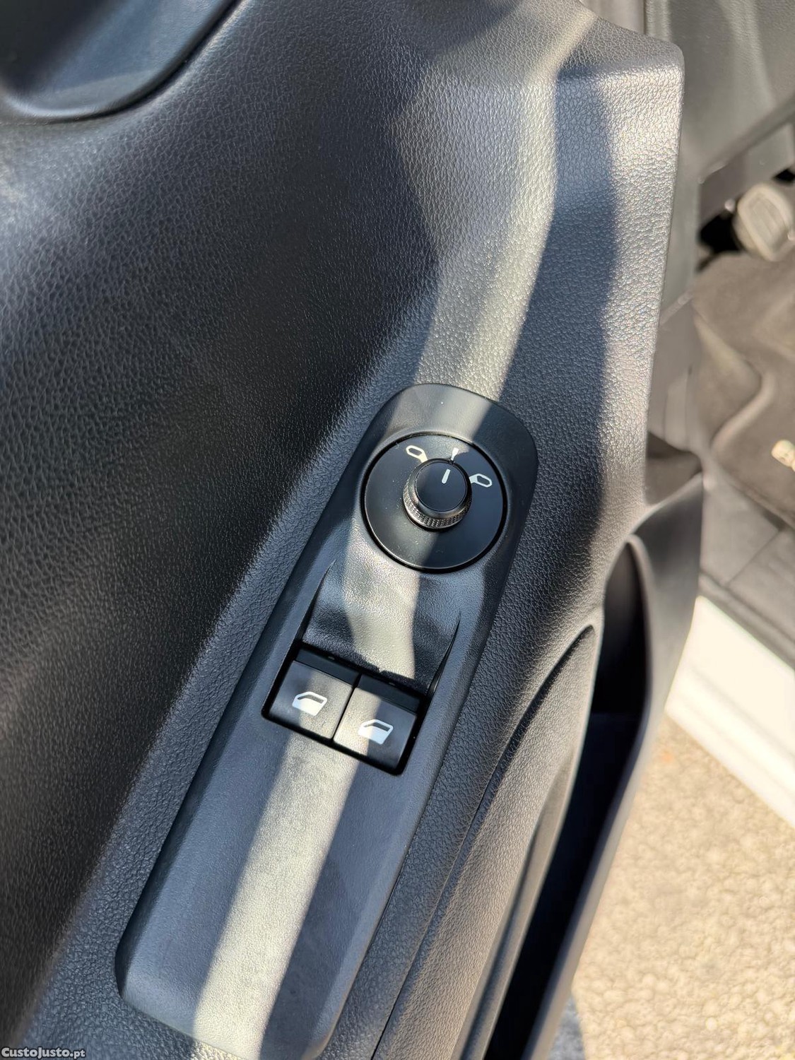 Citroën Berlingo 1.5 BlueHDi M Shine — fotografia 8