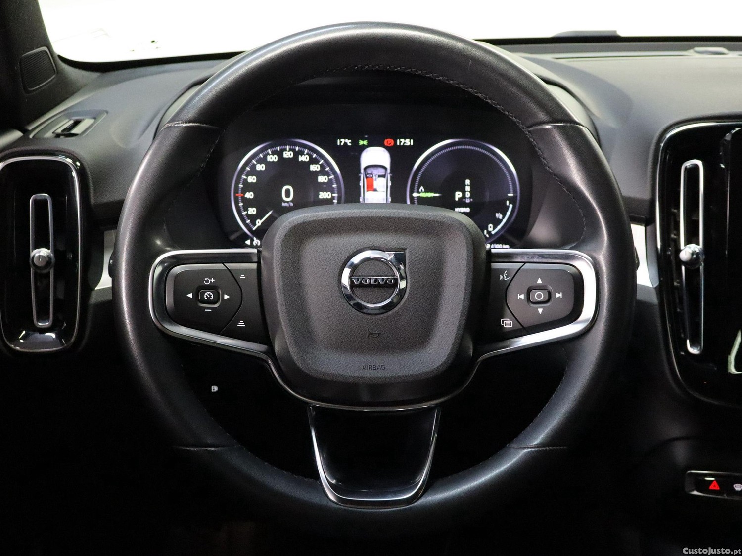 Volvo XC 40 1.5 T4 PHEV Core — fotografia 15