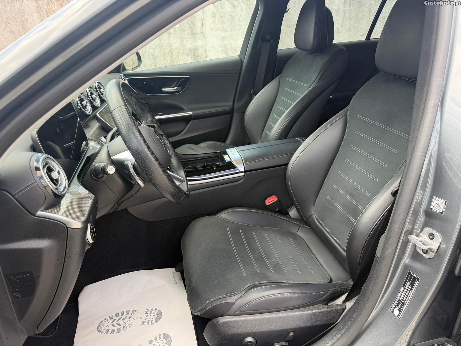 Mercedes-Benz C 300 e T 9G-TRONIC AMG Line — fotografia 9