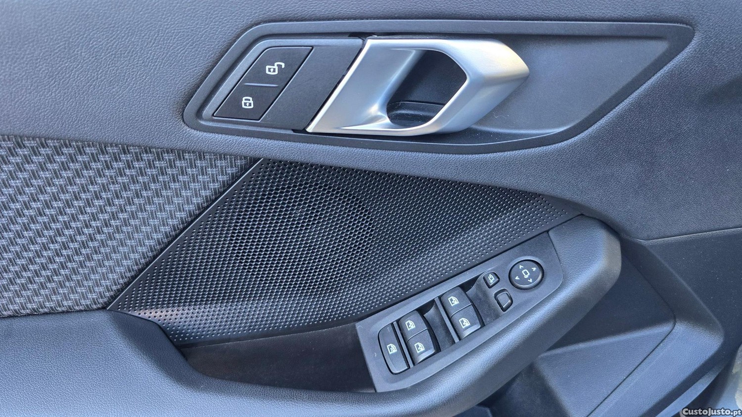 BMW 116 d Auto Lounge — fotografia 23