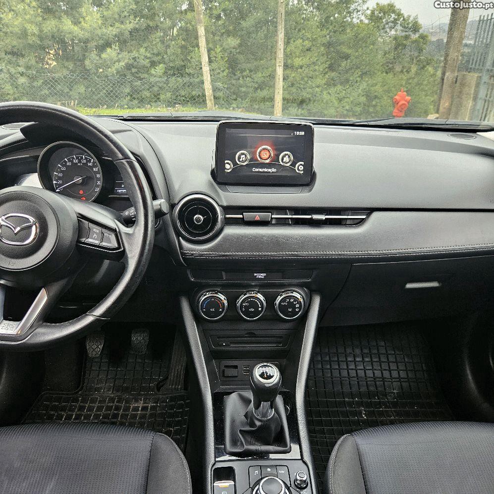 Mazda CX-3 1.8 D — fotografia 4