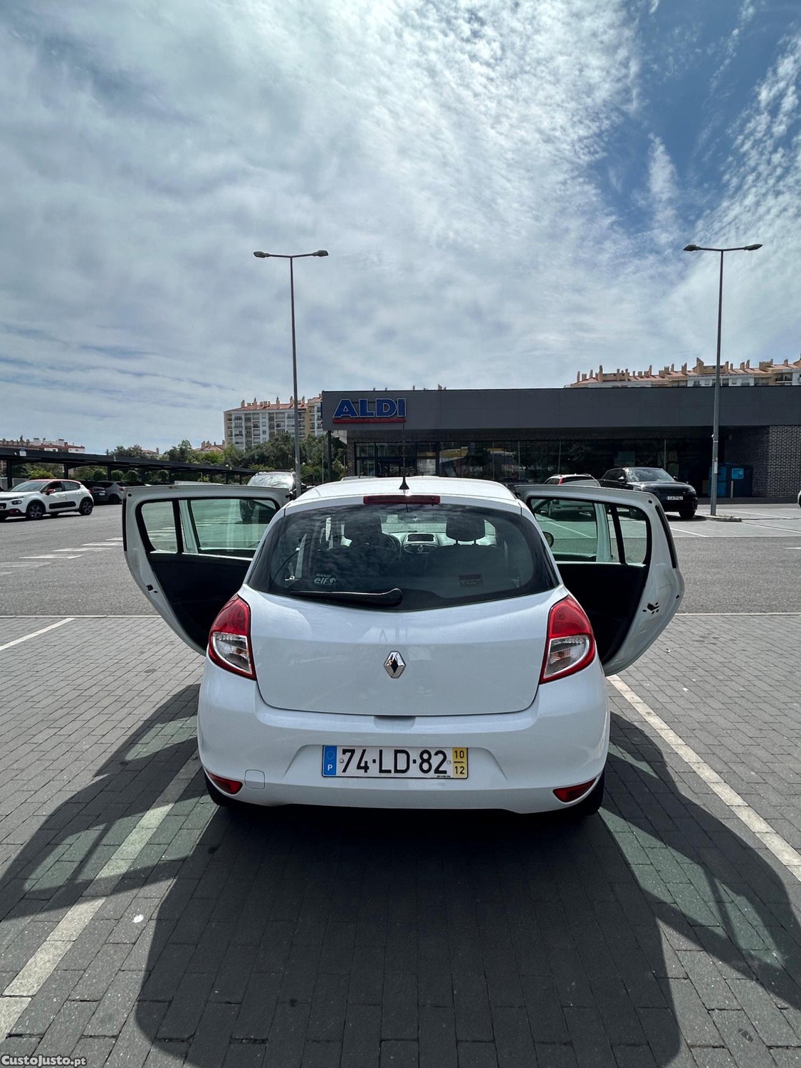 Renault Clio III — fotografia 8