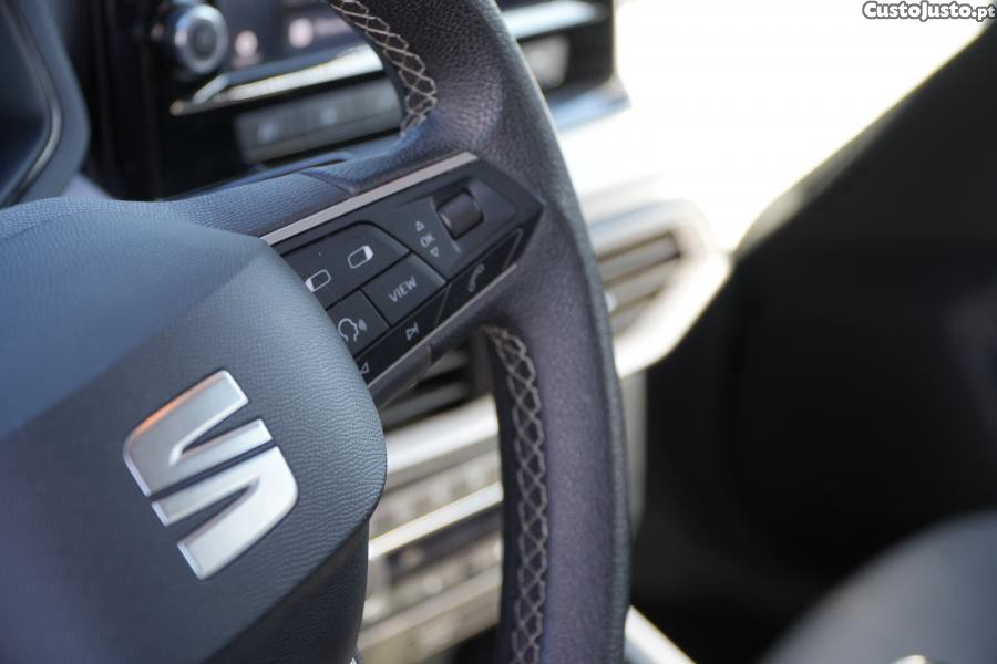 SEAT Arona 1.0 TSI Style — fotografia 10