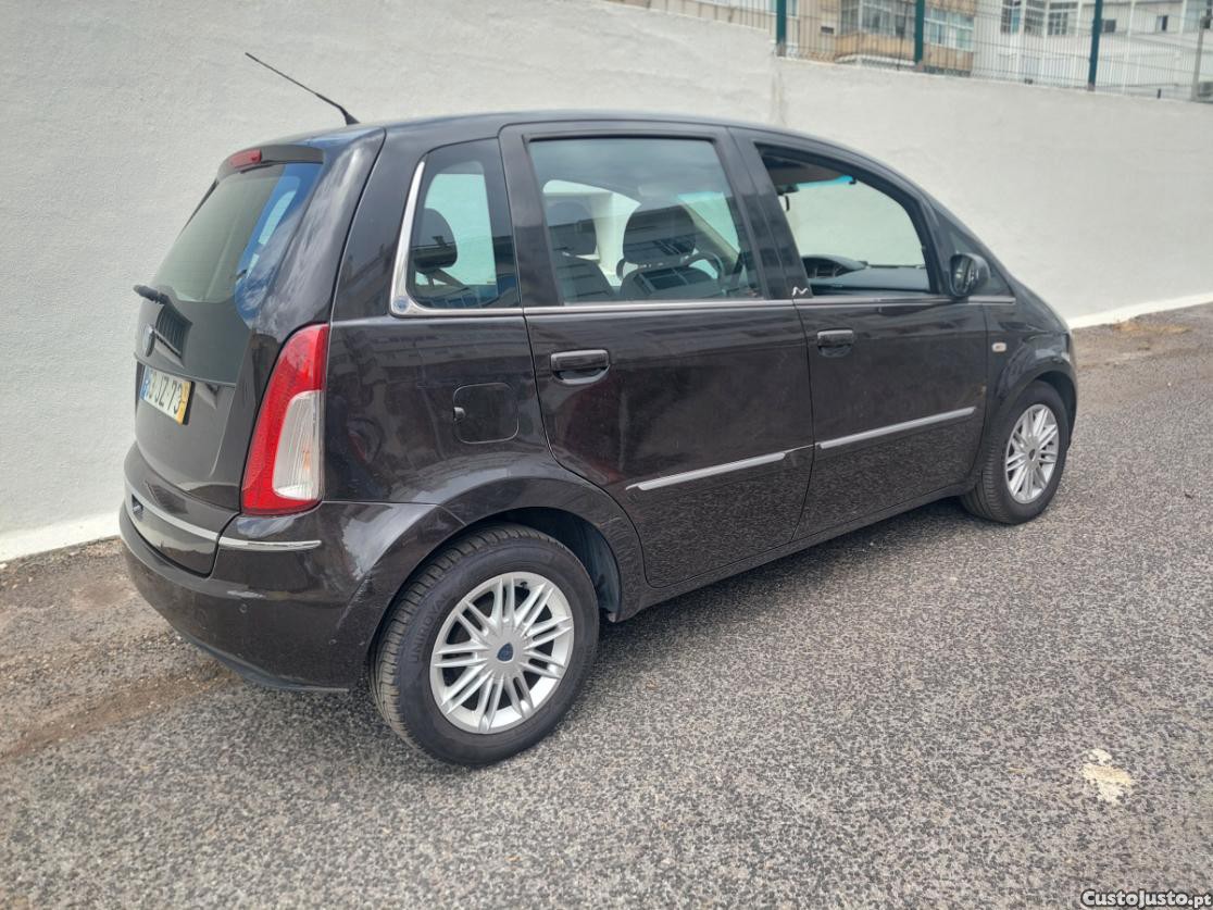 Lancia Musa 1.3 Multijet Diesel - 10 — photo 3