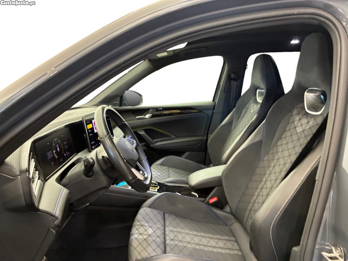 Volkswagen Tiguan 2.0 TDI R-Line DSG — fotografia 8
