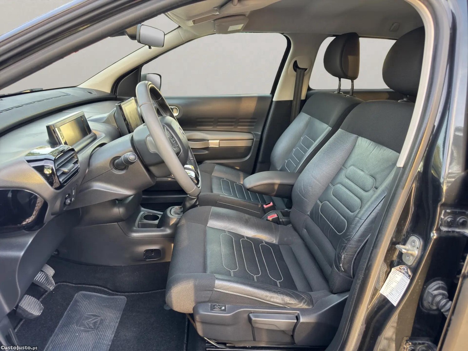 Citroën C4 1.6 BlueHDi Shine — fotografia 8