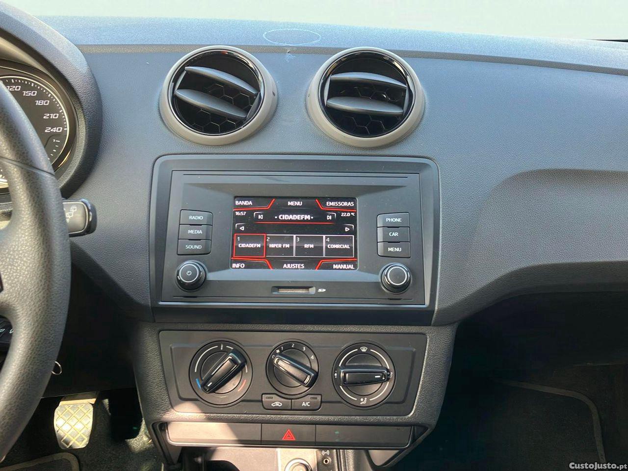 SEAT Ibiza 1.4 TDI Style — fotografia 5