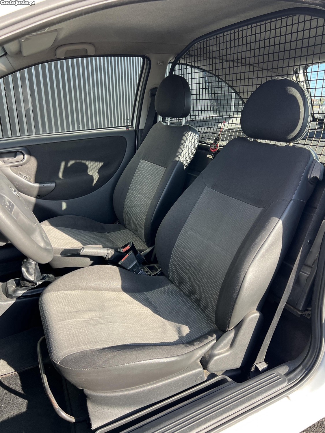 Opel Corsa 1.3 cdti — fotografia 5
